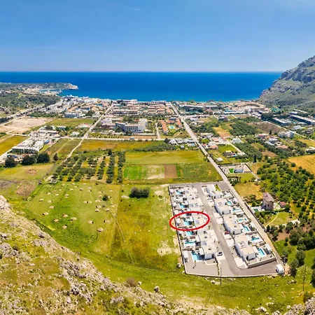 12 Chado Βίλα Κολύμπια